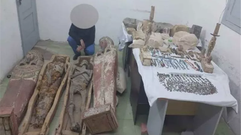 ضربة أمنية لتجار الأثار.. ضبط 1118 قطعة أثرية مختلفة بحوزة موظف بأسيوط