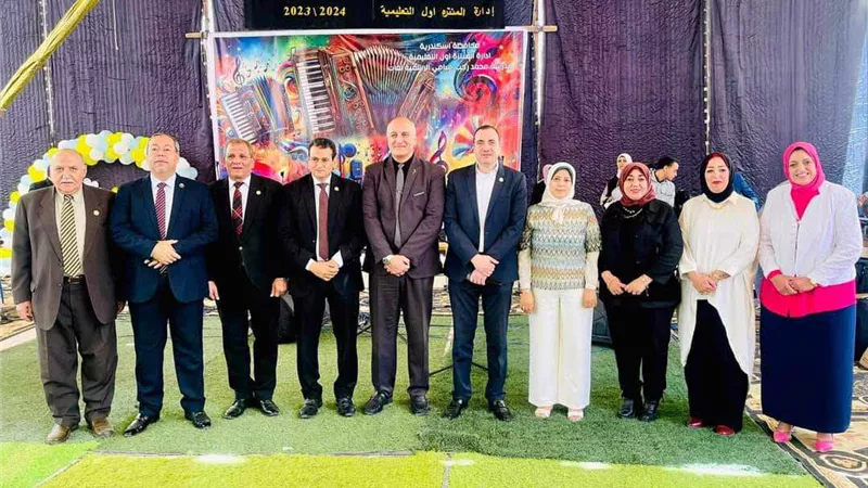 الاحتفال بذكرى تحرير سيناء في ختام الأنشطة بالمنتزه التعليمية