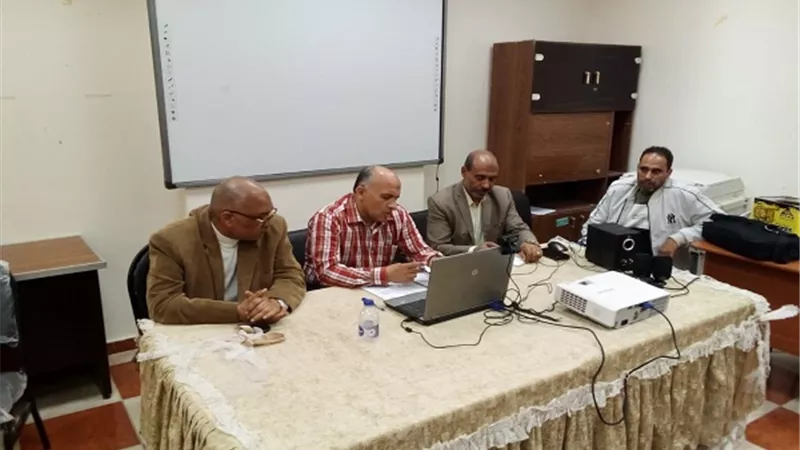 شحاتة يبحث الاستعدادات النهائية لامتحان الفصل الدراسي الثاني بمطروح