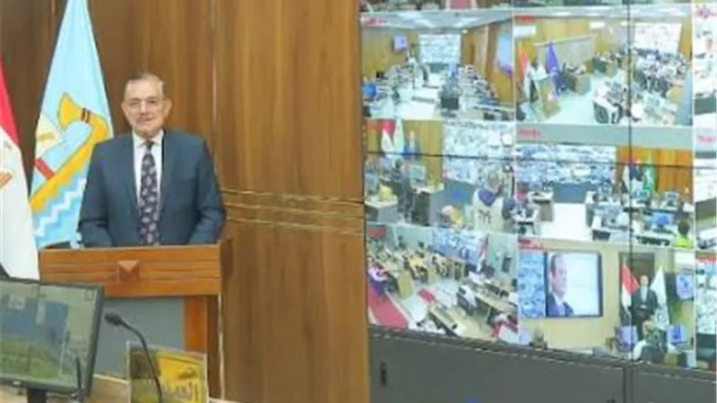 إفتتاح رئيس الجمهورية لمركز سيطرة الشبكة الوطنية بكفرالشيخ