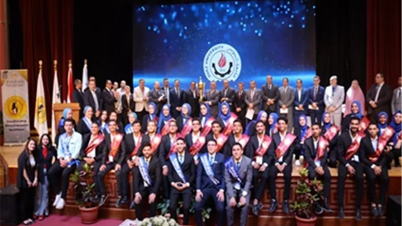 جامعة السويس تستضيف مهرجان الأنشطة الطلابية لطلاب الجامعات
