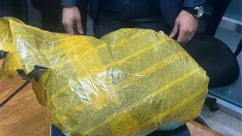 ضبط كمية ضخمة من «الكوكايين» لدى مسافرة أجنبية بمطار القاهرة