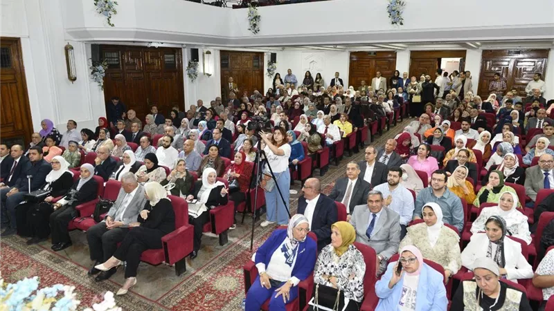 أمين صندوق الأطباء يطالب بفتح ملف السياحة العلاجية.. ويؤكد: أطباء مصر ثروة لم تُستغل بعد