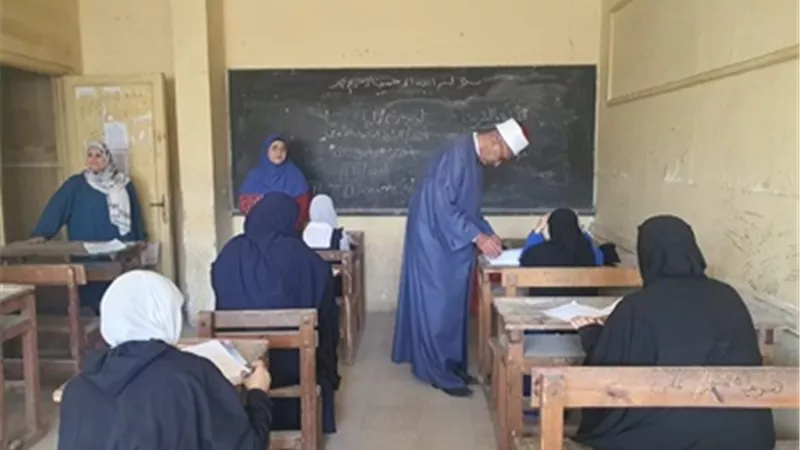 انطلاق امتحانات النقل الثانوي للفصل الدراسي الثاني بمعاهد الغربية