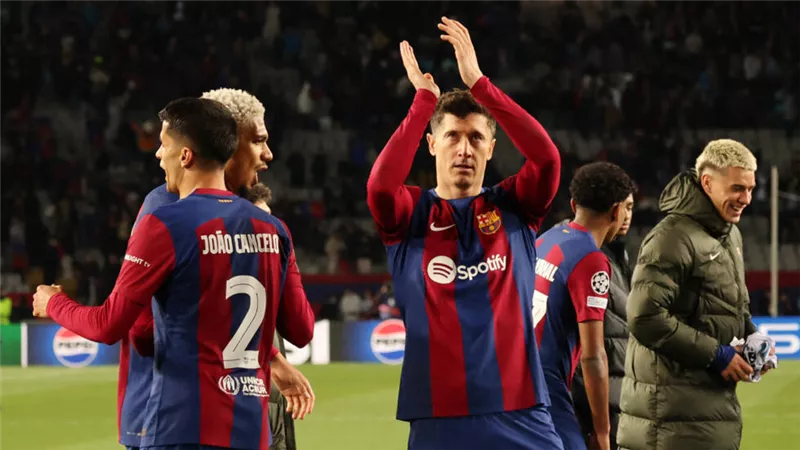 برشلونة