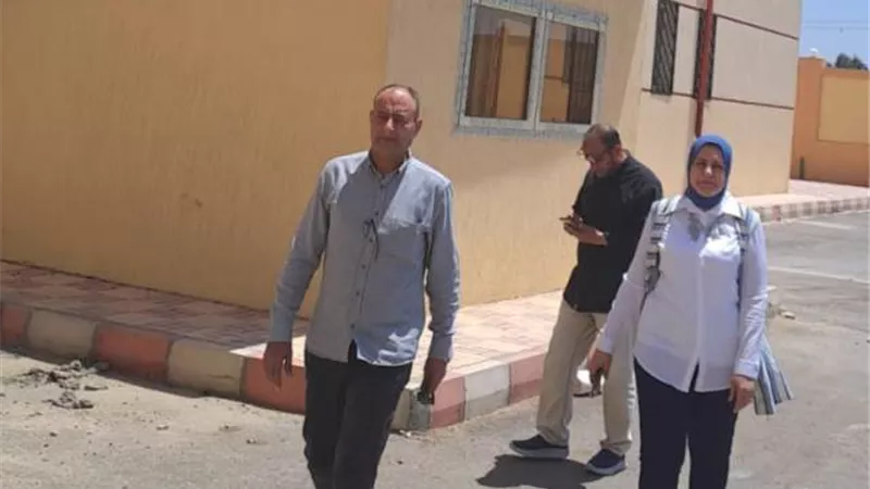 رئيس الدلنجات يتابع التشطيبات لافتتاح مبانى الشهر العقارى