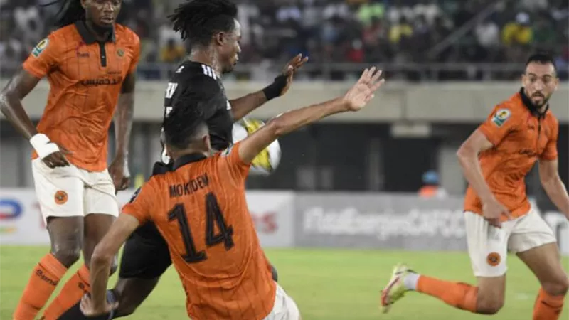 مفاجأة.. اتحاد العاصمة يرفض تسليم التشكيل الرسمى لمواجهة نهضة بركان