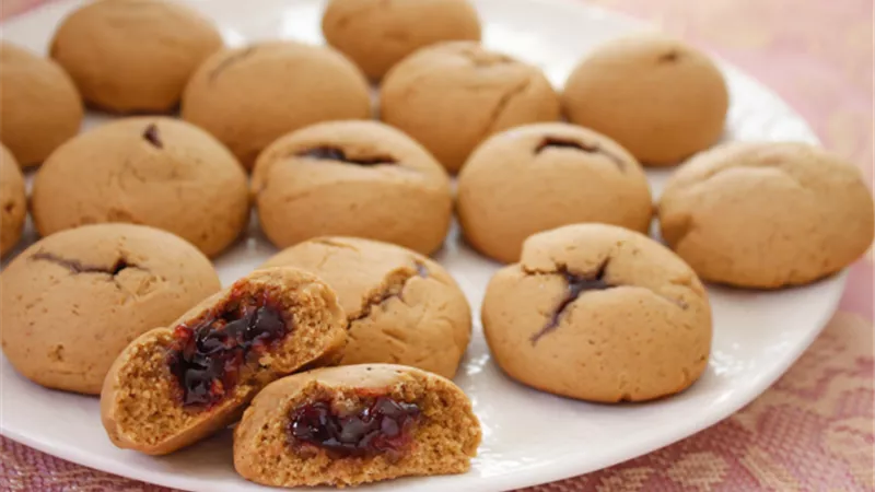مذاقها شهى..طريقة عمل كوكيز بالعسل