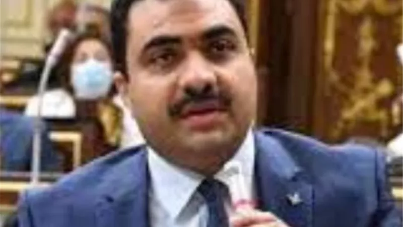 تعويض العاملين بالنقل العام عن العمل أيام الإجازات الرسمية