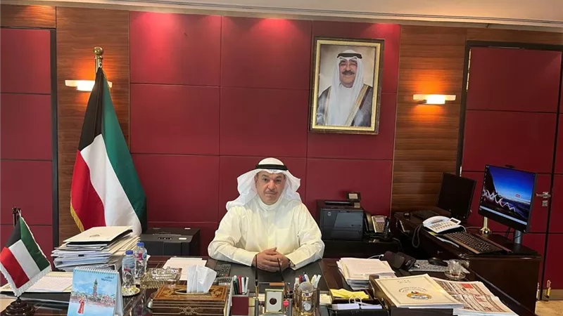 سفير الكويت بالقاهرة : زيارة امير الكويت لمصر تعود بالنفع على البلدين الشقيقين