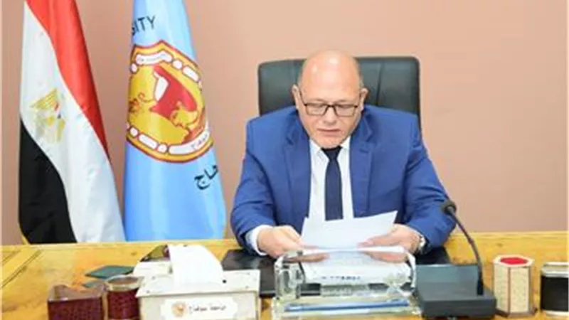 عملية جراحية ناجحة لمصاب بطلق ناري بعظام الرقبة بسوهاج