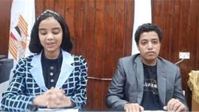 تعليمية قوص تبث أولى نشراتها الإخبارية بعد تدشينها لوحدة التوثيق