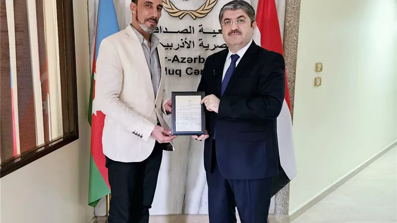 شيخ المداحين سيد النقشبندي جده من أذربيجان