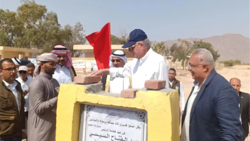 فودة يضع حجر الأساس 60 وحدة سكنية بمدينة نويبع