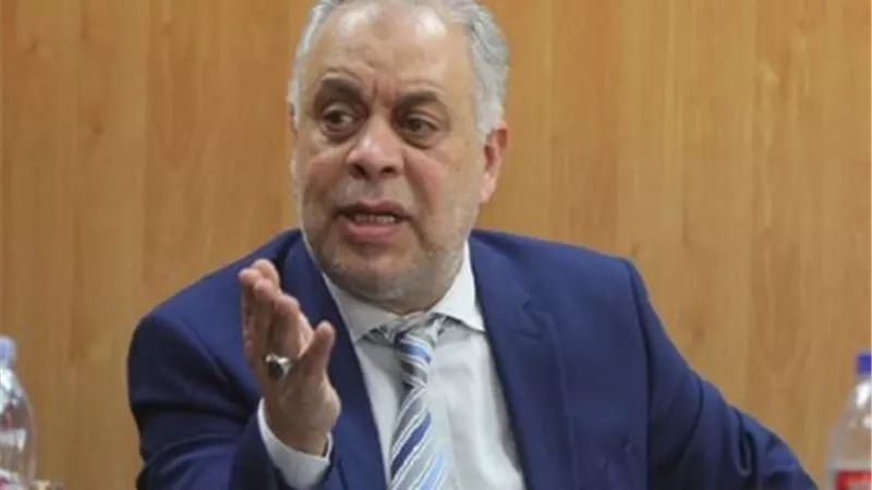 نقيب المهن التمثيلية: لو كنت مسؤل هشغل اغاني ام كلثوم