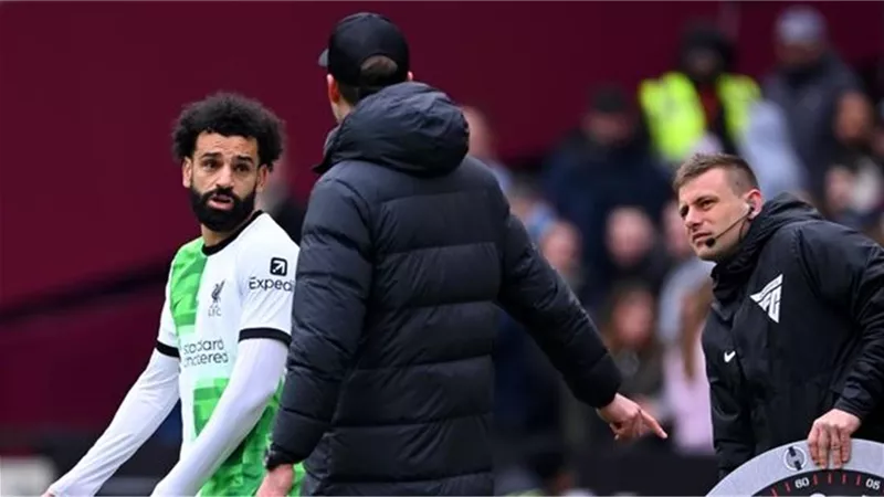 وائل جمعة : كلوب هو من أخطأ باستفزاز محمد صلاح
