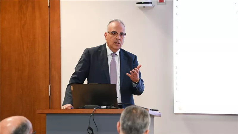 وزير الري يؤكد أهمية دور البحث العلمى فى التعامل مع تحديات المياه