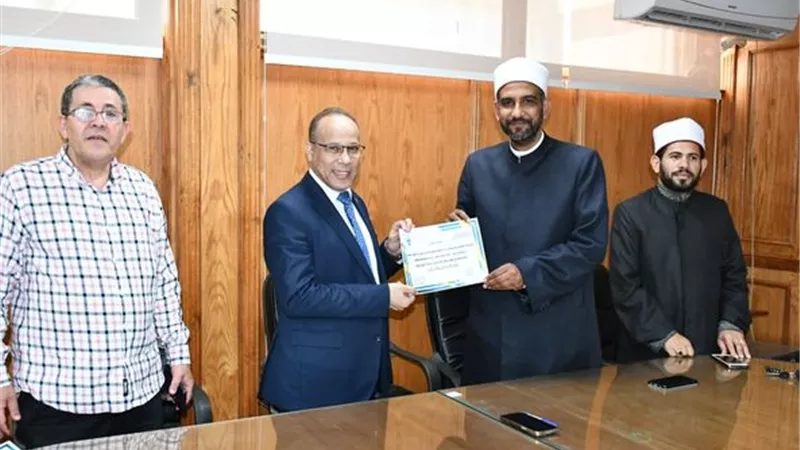 جامعة القناة تكرم الفائزين في مسابقة القرآن الكريم و إبداع 12
