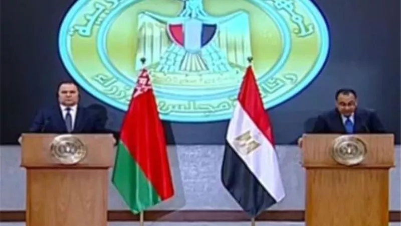 رئيسا وزراء مصر وبيلاروسيا يشهدان مراسم توقيع اتفاق بين البلدين