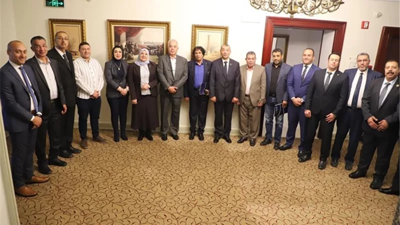 غرفة الإسكندرية تجتمع بالجمارك المصرية والليبية لبحث التعاون