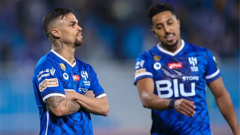 ميشايل ديلجادو يتقدم بالهدف الأول للهلال فى شباك الإتحاد.. فيديو