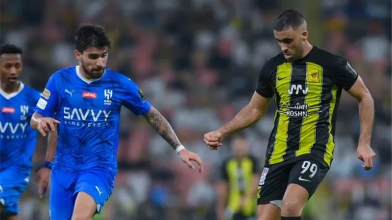 حمد الله يدرك هدف التعادل للإتحاد فى مرمى الهلال.. فيديو