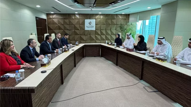 وزير الصحة يبحث مع وزيرة التعاون الدولي القطرية فرص الاستثمار