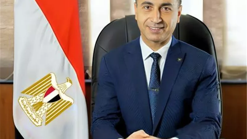 رئيس جامعة دمنهور يهنئ الرئيس السيسى بمناسبة عيد العمال