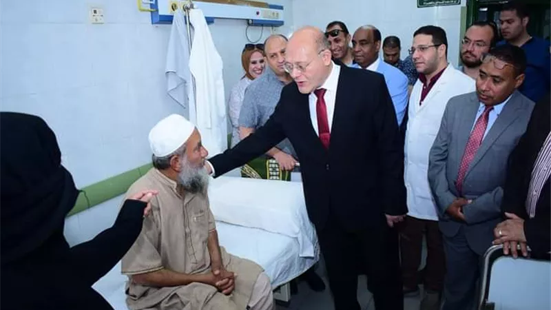 إجراء ٤ عمليات جراحية في العيون لمصابي غزة بمستشفي جامعة سوهاج