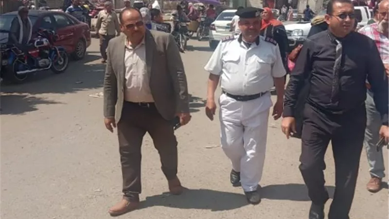 ضبط ٢٥ منشأة بدون ترخيص.. في حملة مكبرة لإزالة الإشغالات بطوخ