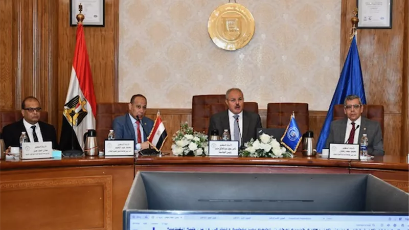 ناصرمندور: جائزة التميز الحكومى ل6 كليات بجامعة القناة