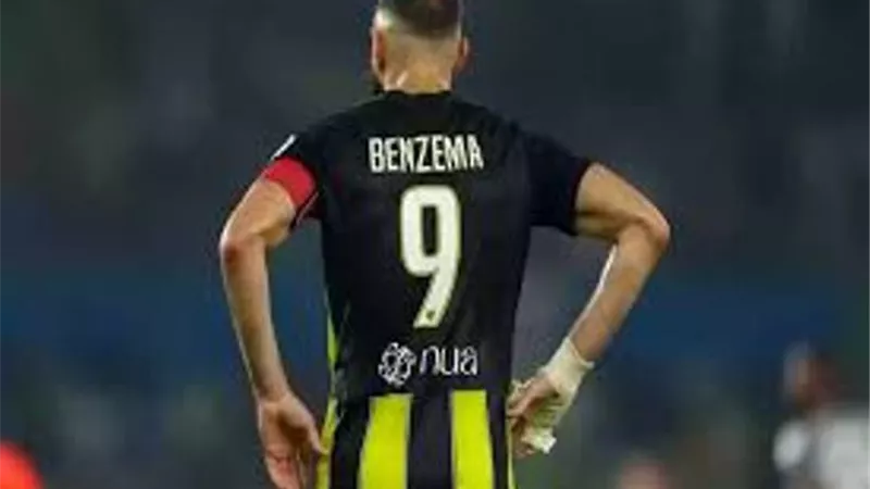 اتحاد جدة يلجأ لريال مدريد لحل أزمة بنزيما