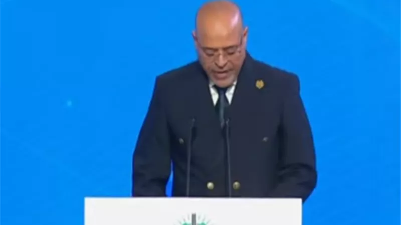 جبران للسيسي : عمال مصر يعاهدونكم على استكمال مسيرة البناء والتنمية