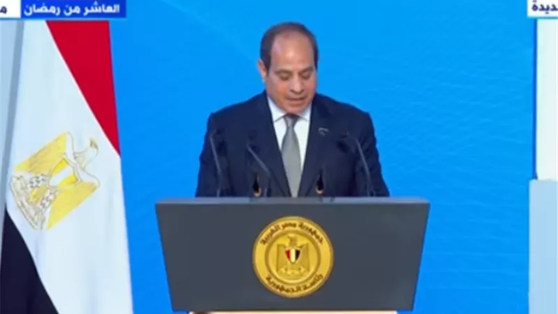 السيسي : سنظل متمسكين بالحفاظ على حقوق عمال مصر