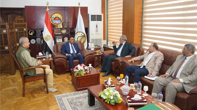 محافظ مطروح يتابع أعمال تطوير المعهد التكنولوجي بمطروح