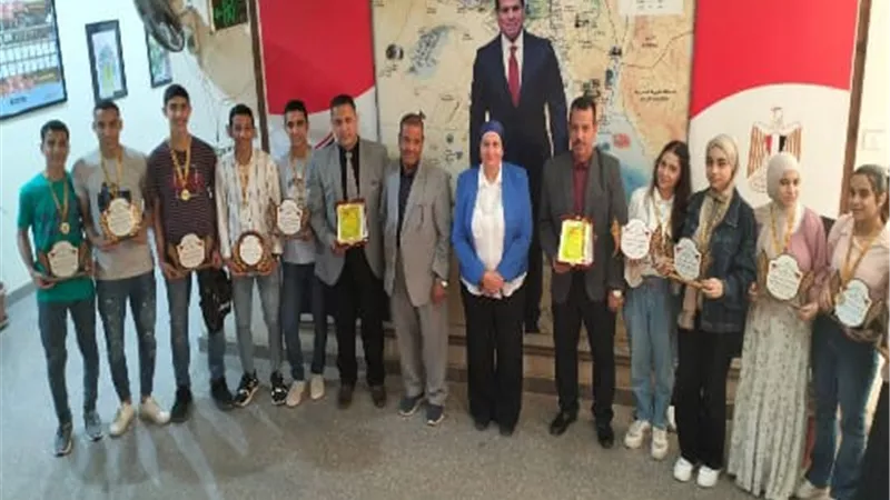 وكيل التعليم بالقليوبية تُكرم المشاركين في مسابقة أوائل الطلبة للغة الألمانية