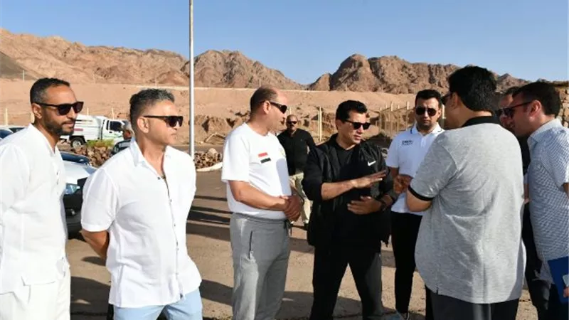 وزيرالشباب والرياضة يطلق شارة بدء ماراثون دهب الرياضي بجنوب سيناء