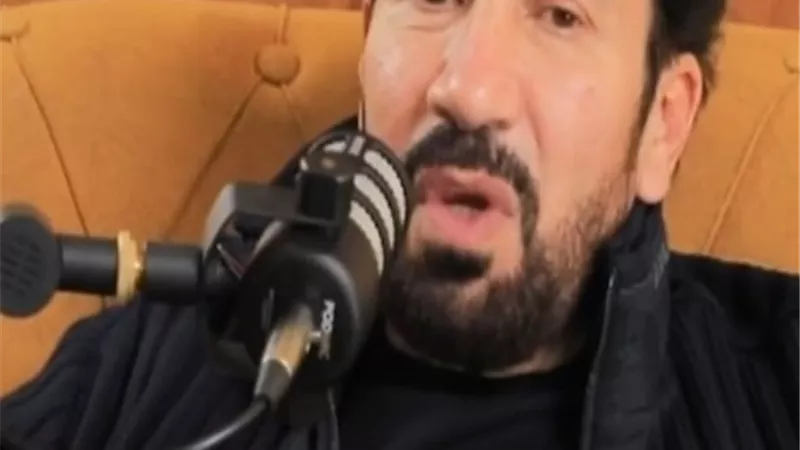 هاني رمزي يكشف سر تأجيل عرض 