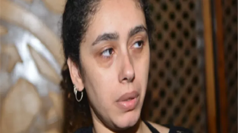 اغماء ريم أحمد من شدة الحزن بعزاء والدتها