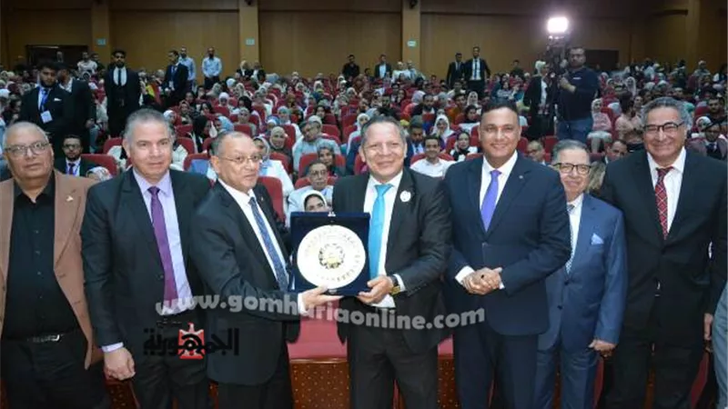 رئيس جامعة دمياط يشهد إفتتاح المؤتمر العلمي الدولي للعلاج الطبيعى
