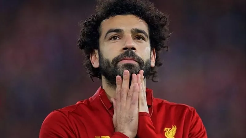 مسئولو ليفربول أبلغوا صلاح : الرحيل متاح بشرط وحيد