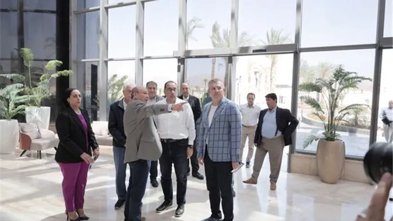 رئيس الوزراء يتفقد عددا من المشروعات التنموية والخدمية بشرم الشيخ