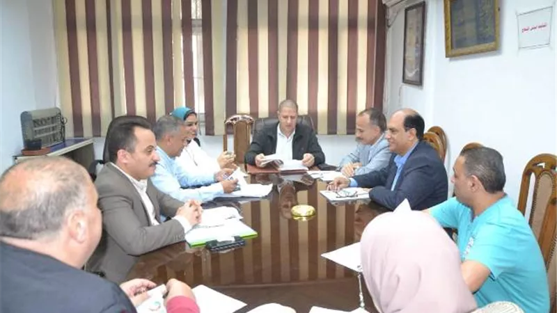 مشروعات مياة و الصرف المتاخرة على مائدة السكرتير العام بالبحيرة