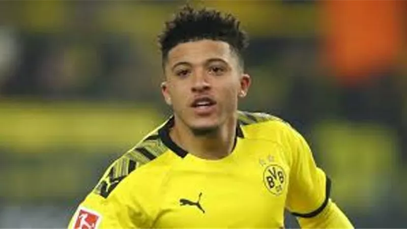 دورتموند يتحرك للإبقاء على نجم اليونايتد ضمن صفوفه