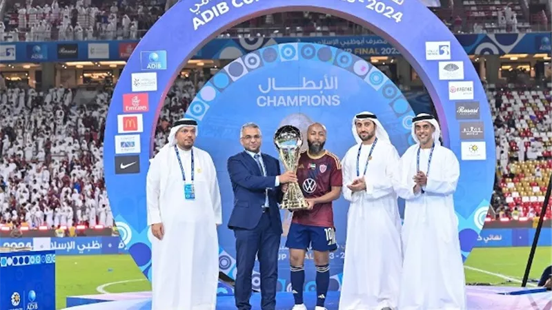 إسماعيل مطر يعلن اعتزاله رسميا بعد التتويج بكأس رابطة المحترفين