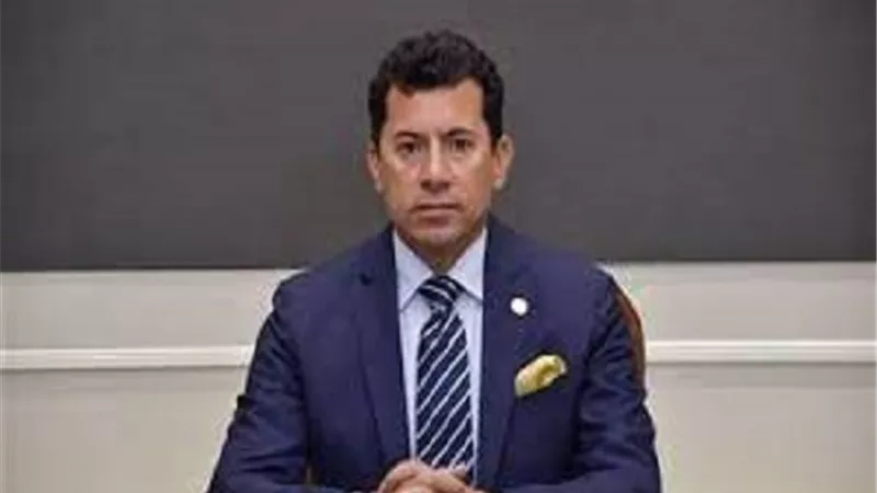 وزير الشباب يكلف لجنة للتفتيش المالى والإدارى على نادي الطيران
