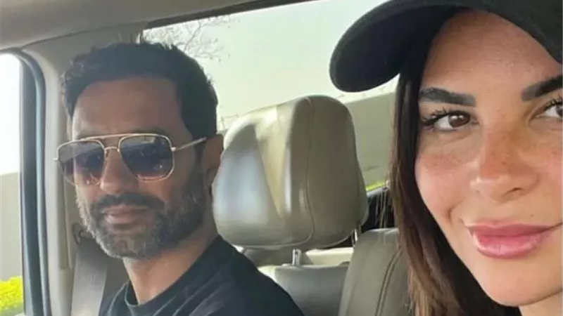 أحدث ظهور لـ كريم فهمى برفقة زوجته بعد تصريحاته الاخيرة
