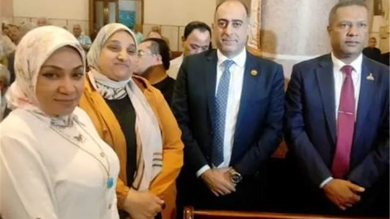 زينب السيد تزور ٧ كنائس للتهنئة تهنئ بعيد القيامة المجيد