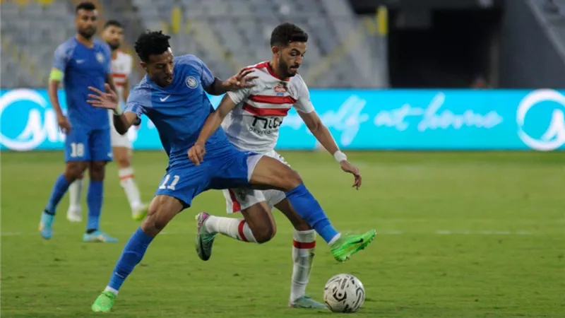 أبو بكر يعاقب الزمالك ويمنح الفوز لـ