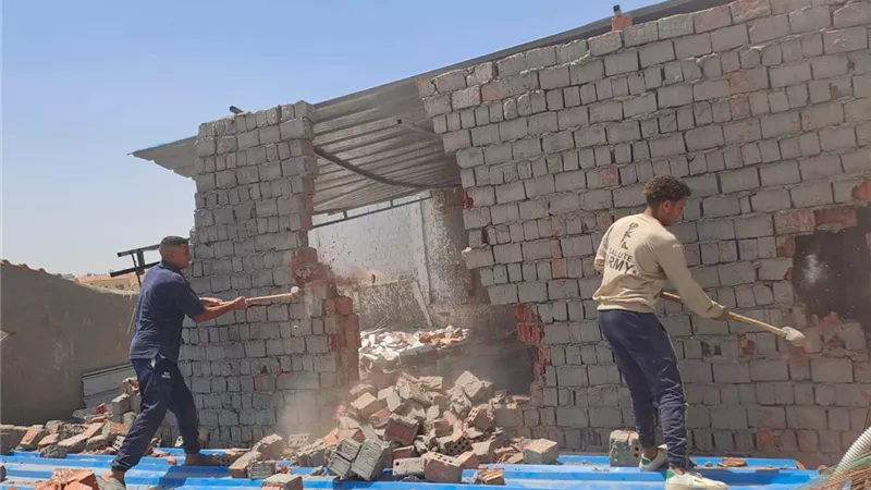 جهاز مدينة القاهرة الجديدة يواصل حملات إزالة مخالفات البناء
